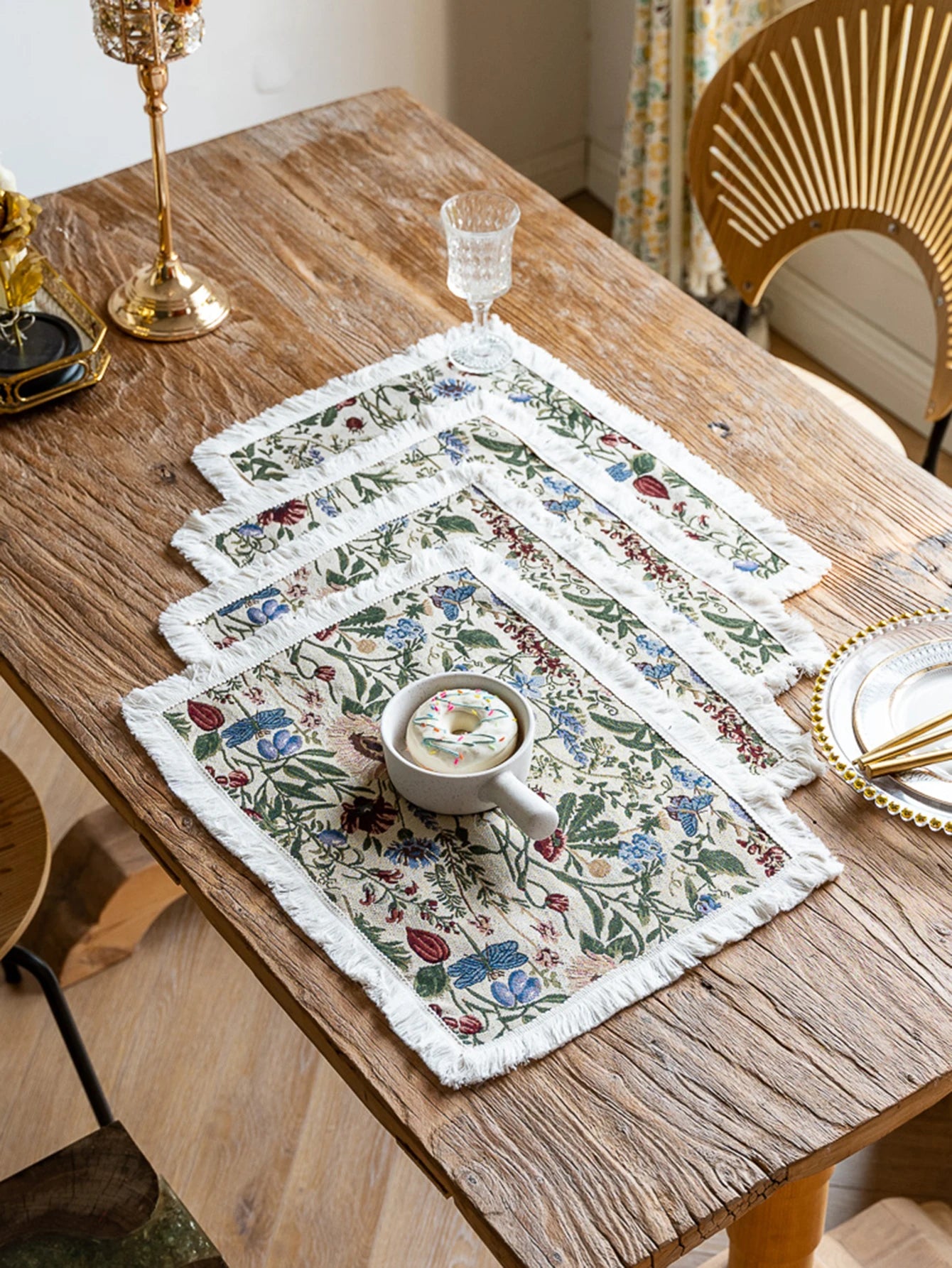 Tassel Square Floral Table Mat